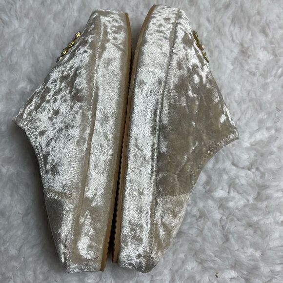 Moroccan Asala beige velvet leather slippers with jewels brooch accent EUR SZ37 - Picture 6 of 8